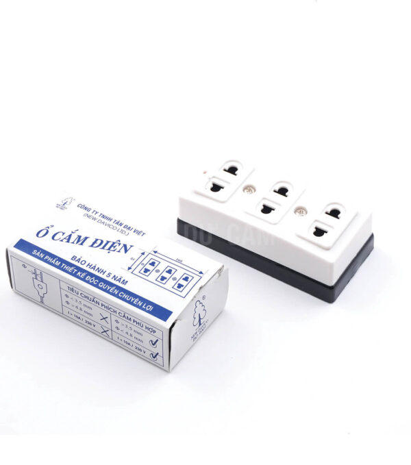 Ổ Cắm Nổi 6 Lỗ Davico