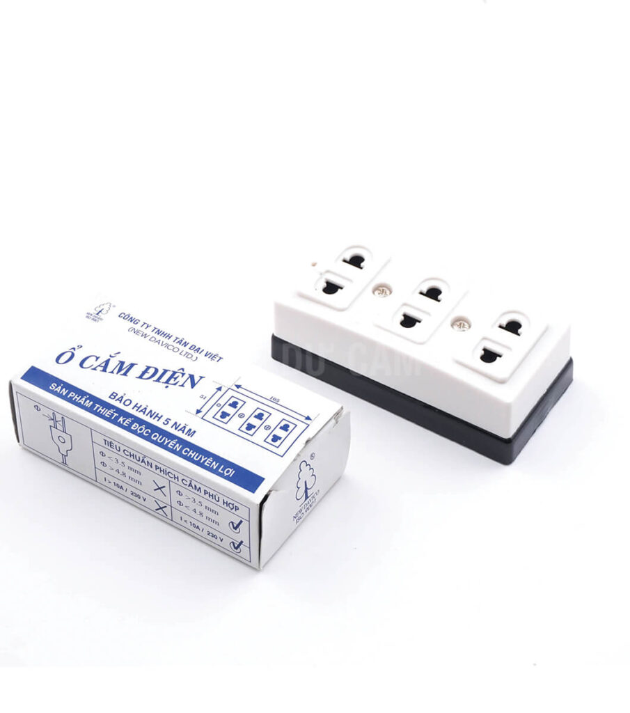 Ổ Cắm Nổi 6 Lỗ Davico