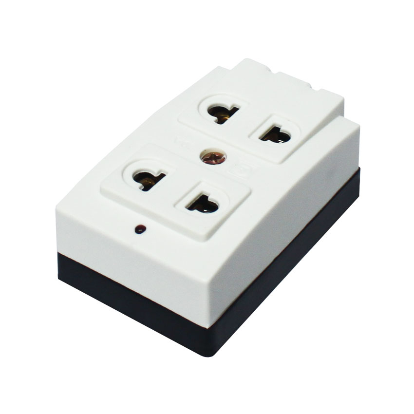 Ổ cắm nổi 4 lỗ có độ tiện dụng, độ tin cậy cao