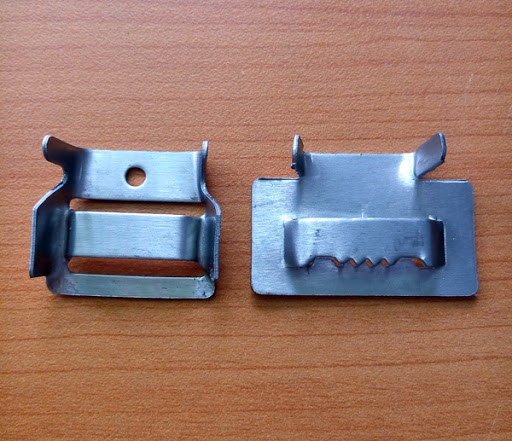 Khóa đai inox